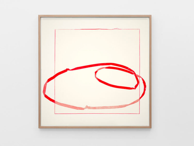 Floating Line Drawing (Red Orbit), 2011 | Ölkreide auf japanischem Gampi Papier, kaschiert, 81 x 81 cm