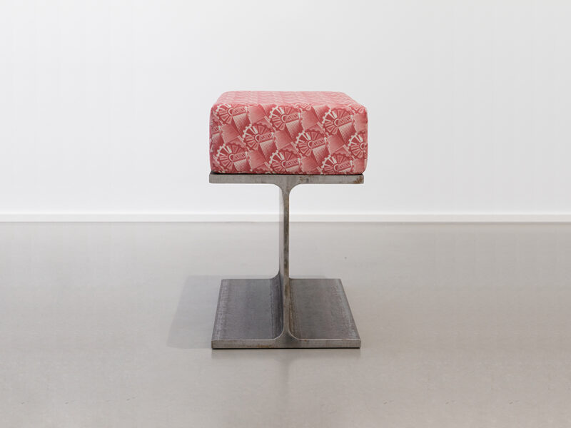 I-Träger, 2016 | Steel, foam, sublimation printing on Martindale, 30 x 49 x 46 cm | Sonia Leimer