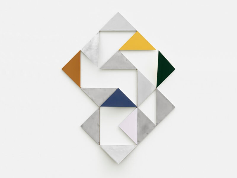 Koto, 2017 | Stahl, Edelstahl, Lack, Messing, Zink, 123 x 93 x 10 cm