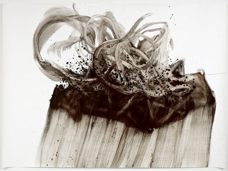 Ohne Titel, 2013 | Metallpigmente auf Papier, 177 x 242 cm