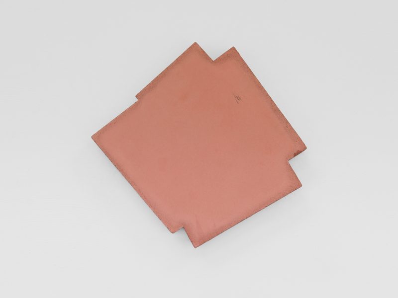 Betoni 942, 1990 |  concrete, pigments, 47 x 50 x 8 cm 