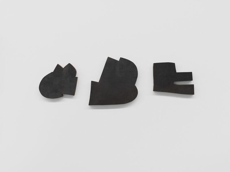 Ligatur 2025-009, 2025 | Corten-Stahl, 3-teilig, 19.2 x 61.6 x 2 cm